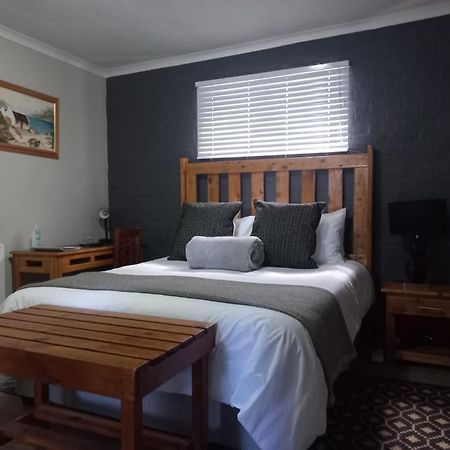 Hermanus 13 On 2Nd Guest Rooms Exterior foto